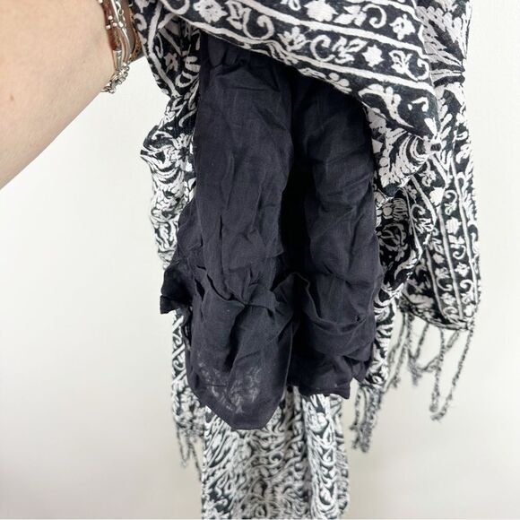 Billabong Enchanted Dayz Black/White Strapless Dress w/Handkerchief Hem Tassels - Picture 9 of 12